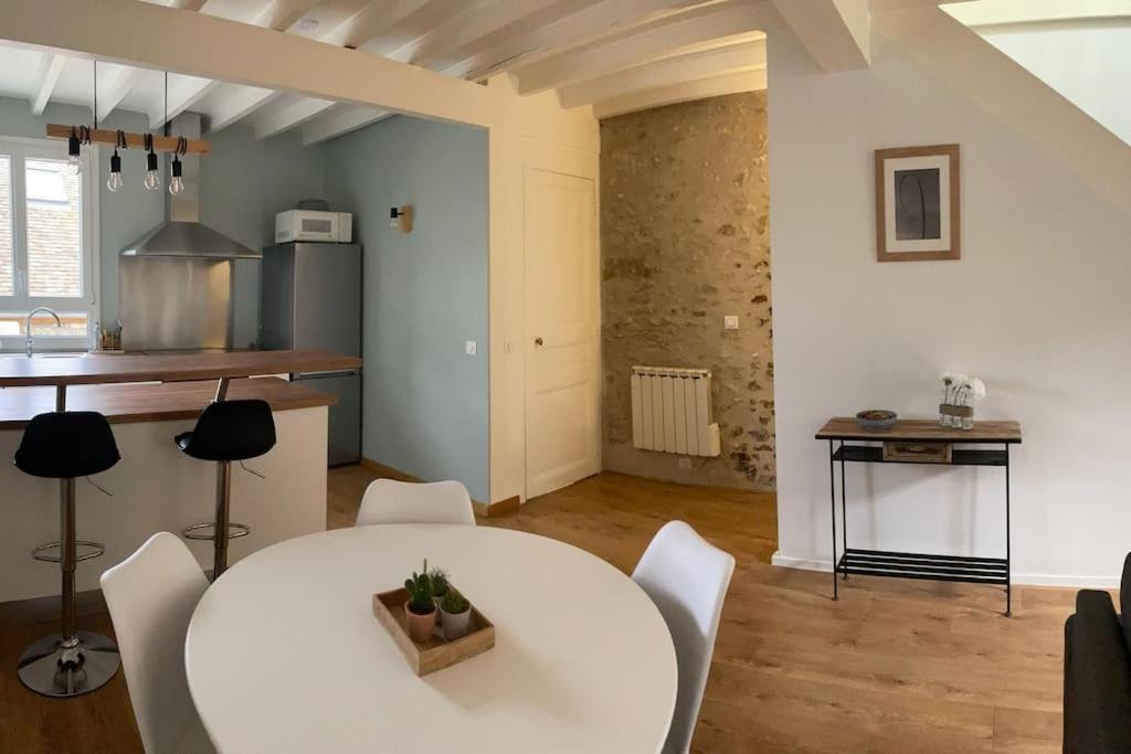 Montigny-sur-Loing Tiny Paradise - 2 Bedrooms Apartment מראה חיצוני תמונה